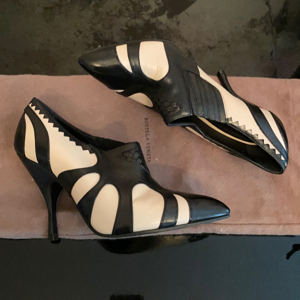 Bottega Veneta black&cream slip on bootie size 37.